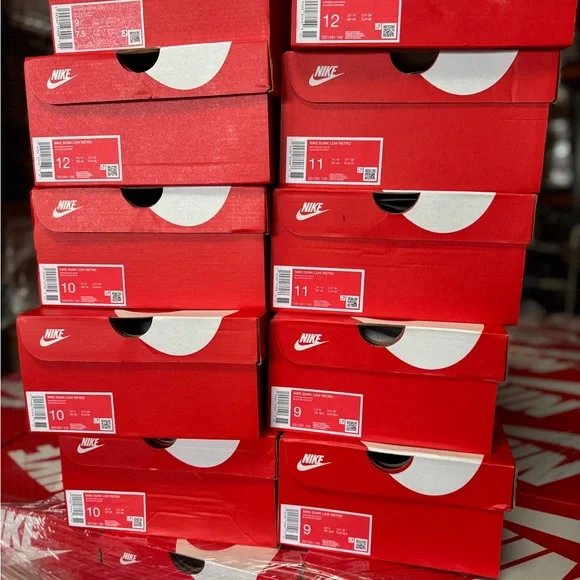 Nike panda’s dunk Low-Top Sneakers - Picture 3 of 3